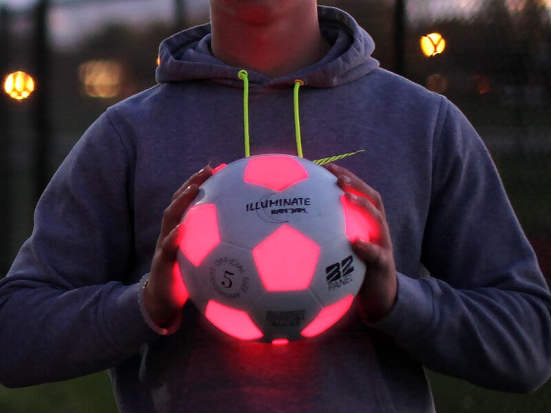 LED-Fodbold – KanJam Illuminate