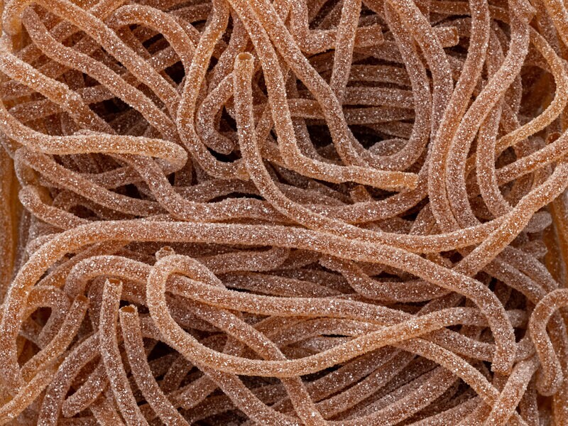 Spaghetti Cola Bland-selv slik i kasser 1,5 kg