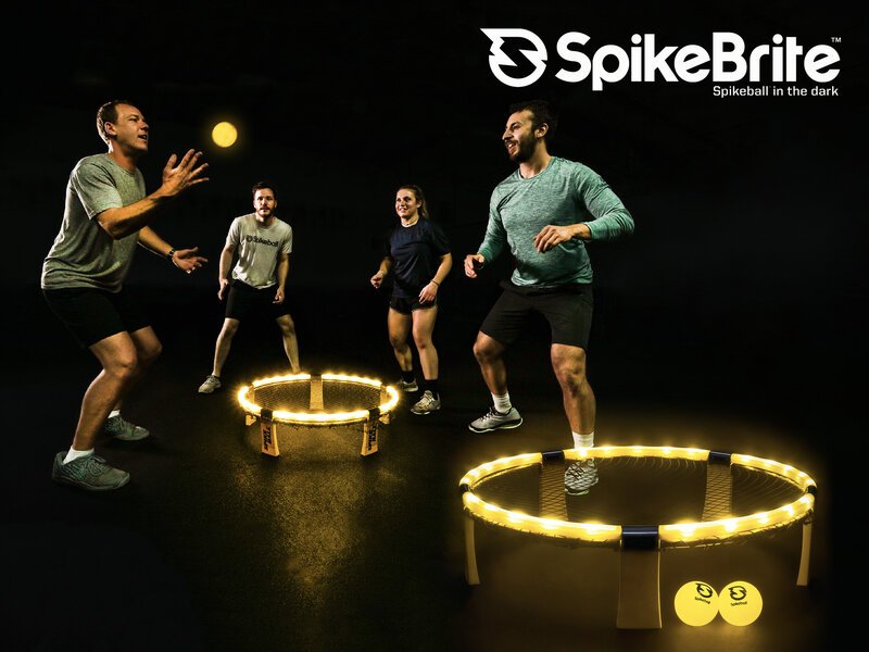 Läs mer om SpikeBrite - tillbehör till Spikeball