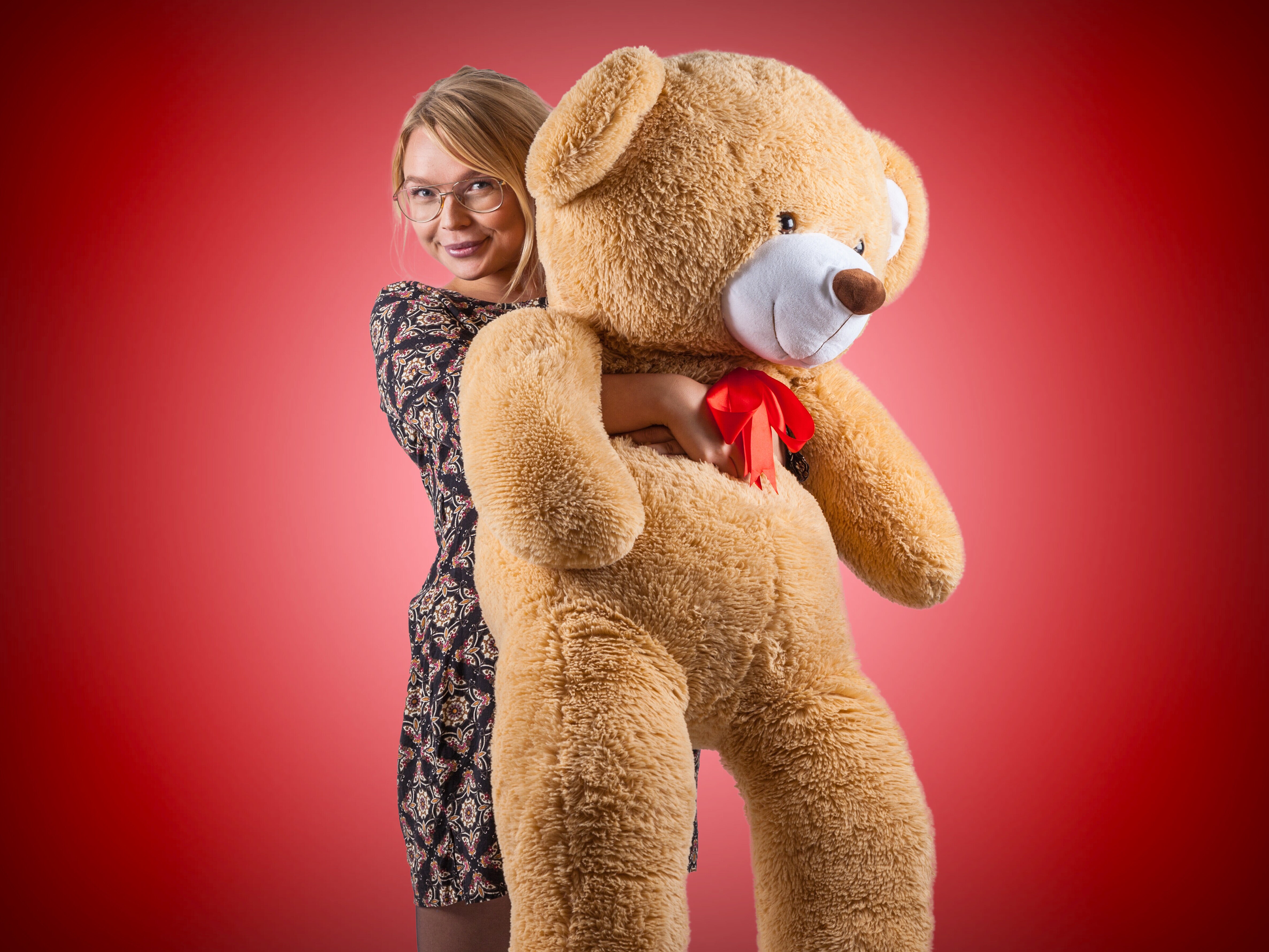 Jättimäinen nallekarhu