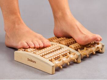 Fußmassageroller aus Holz - Zenkuru
