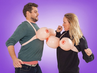 Boob Battle duellspill