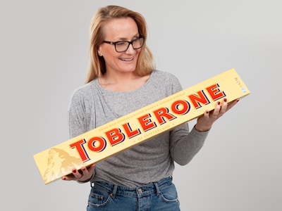 Mega Suklaa Toblerone