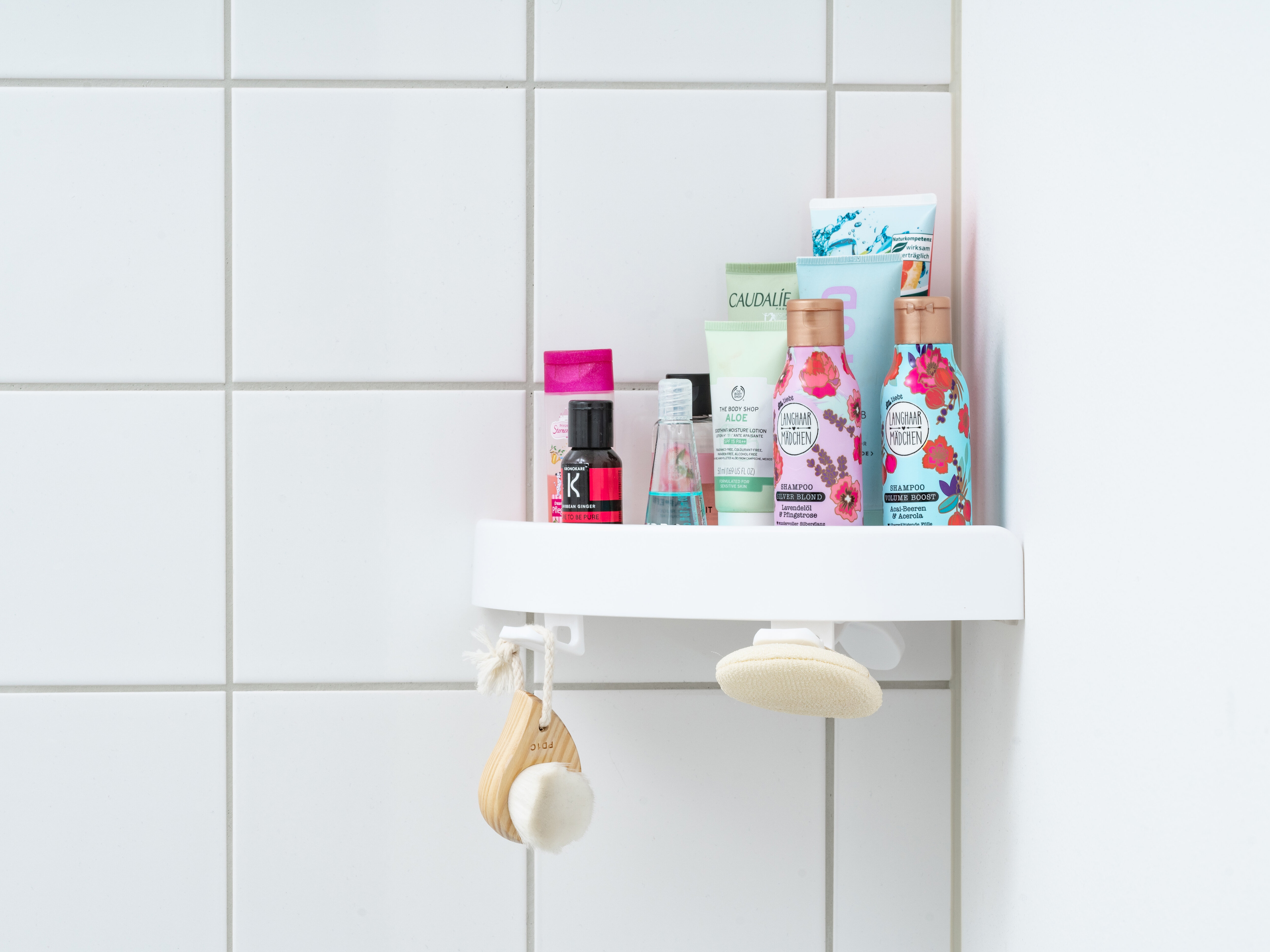 Hörnhylla med Snabbfäste - Spralla