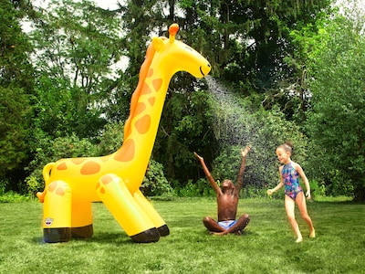 Wassersprinkler Giraffe