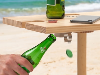 Sand stand table