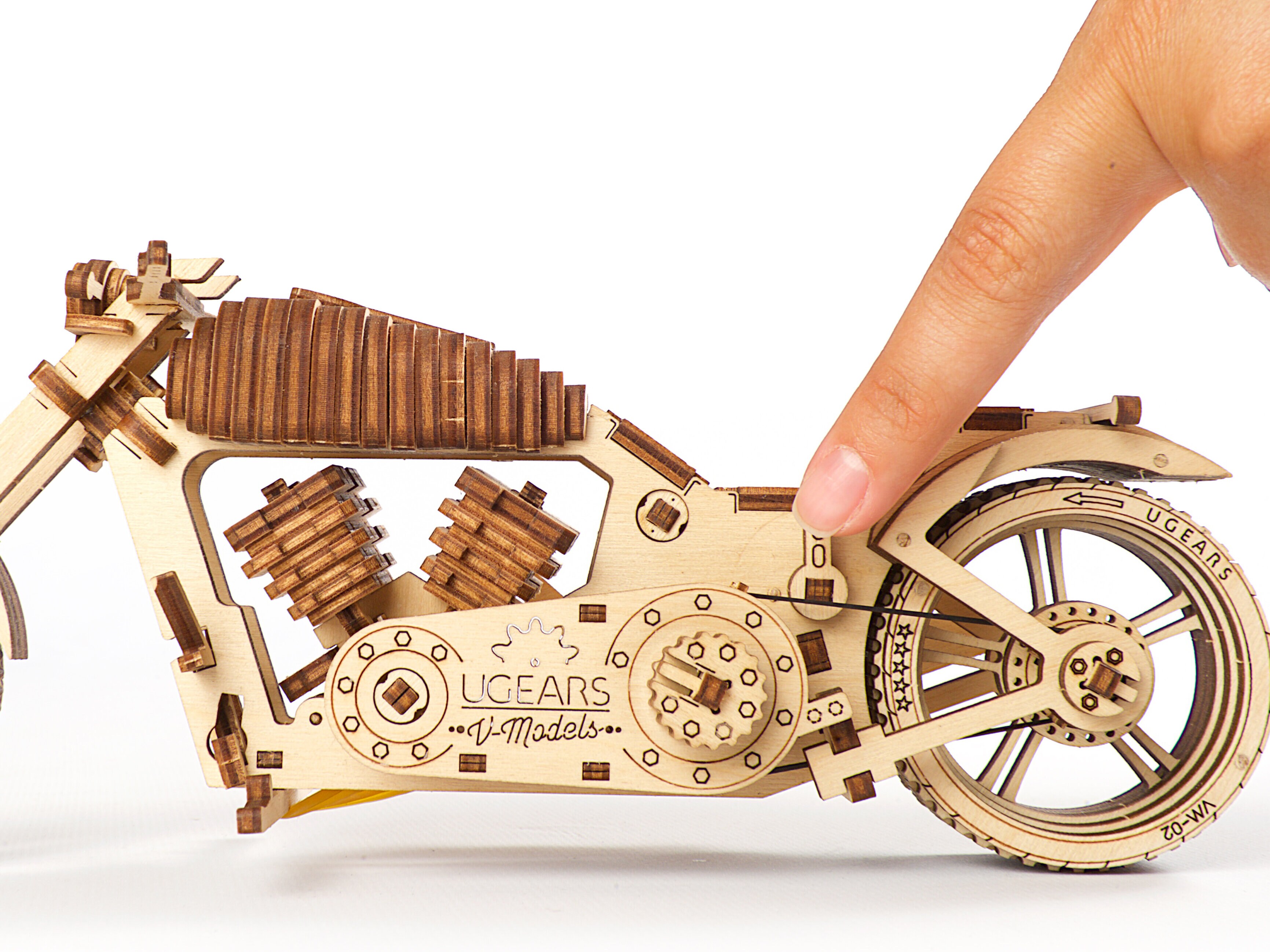 Ugears 3D-puslespill i tre – MC