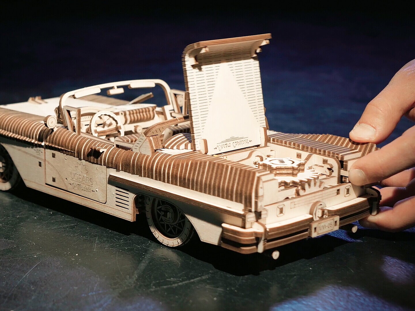 Ugears 3D-puslespill i tre – Cabriolet