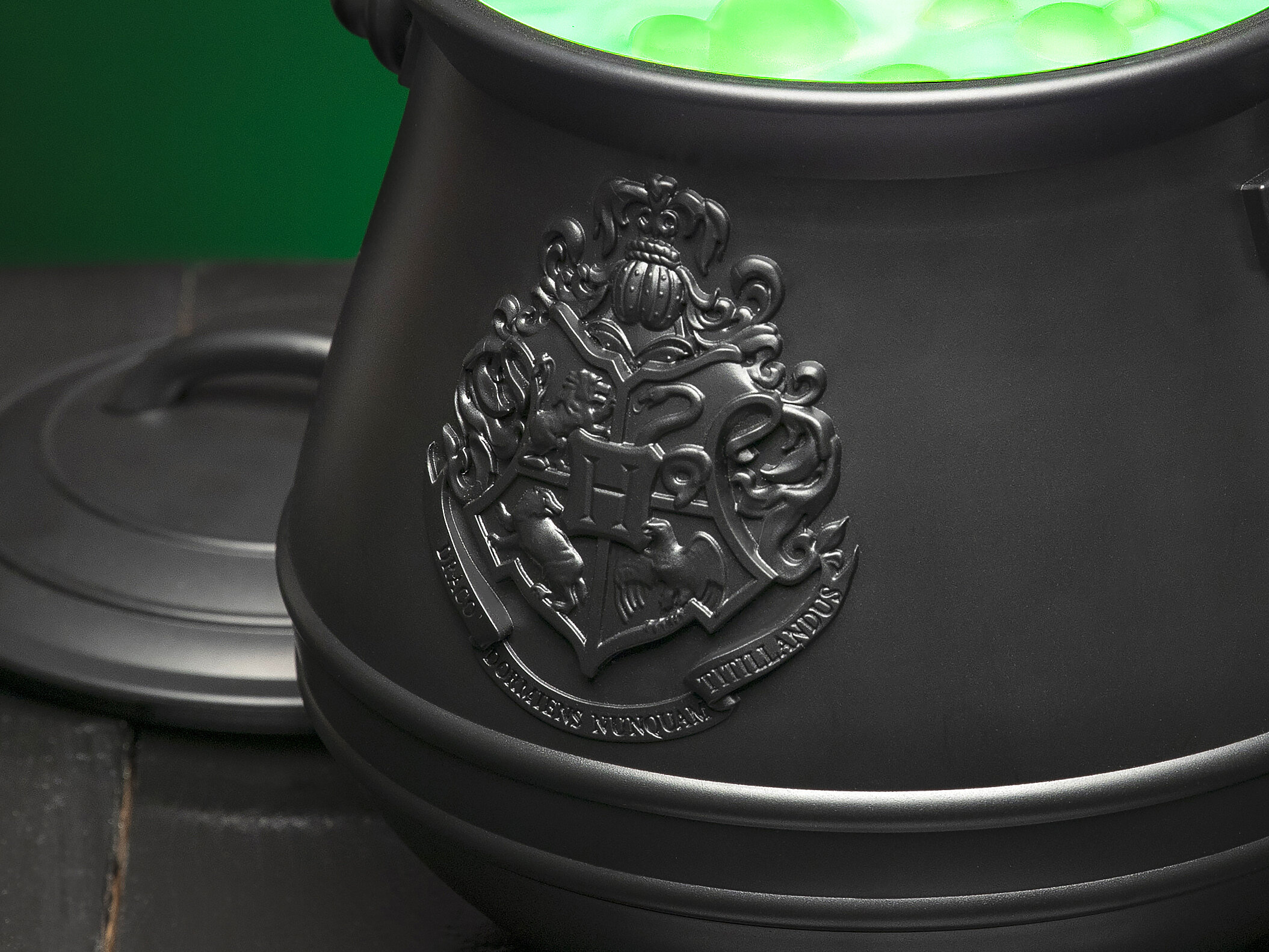 Väriä vaihtava lamppu