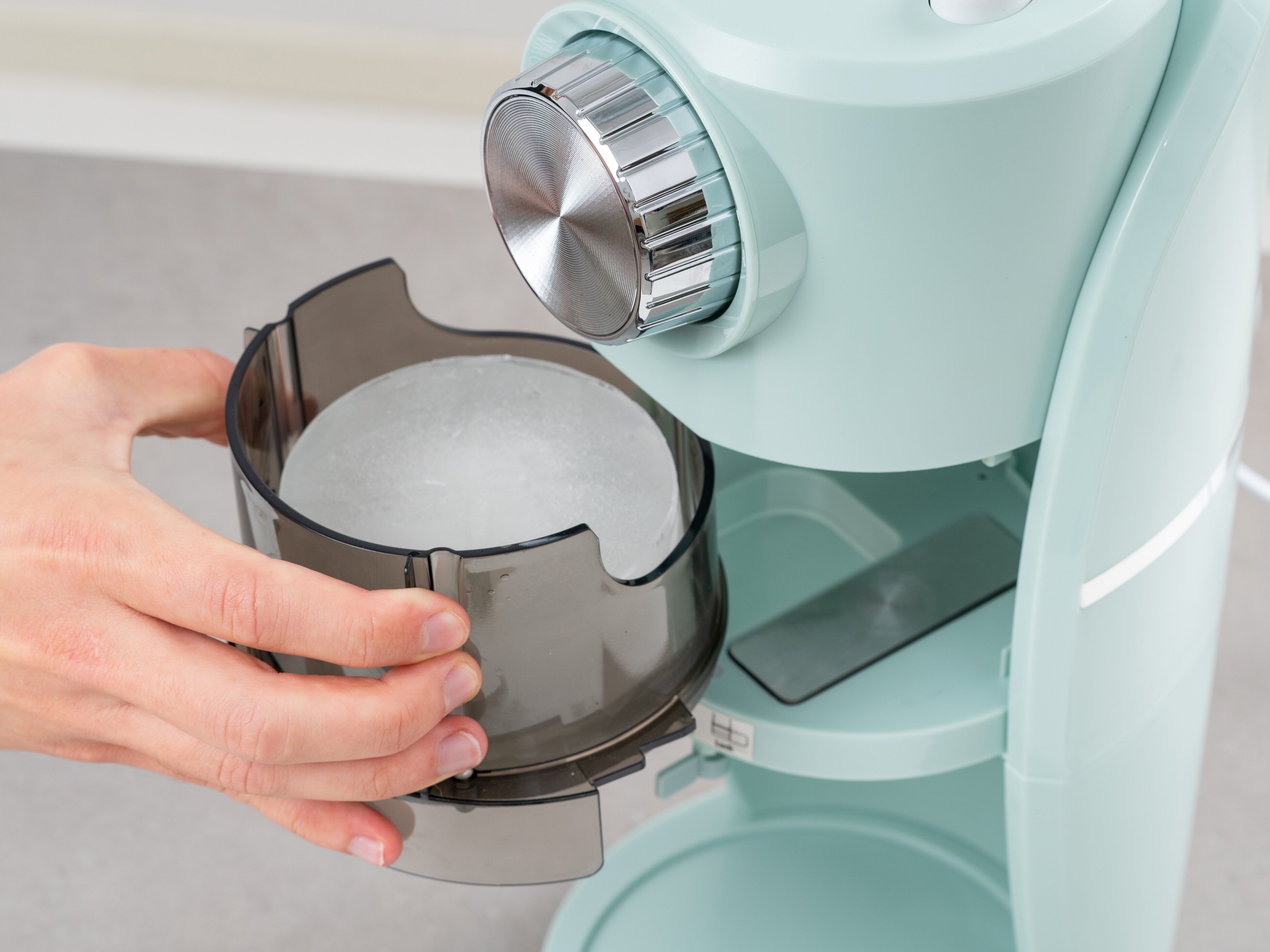 sähköinen jäähöylä