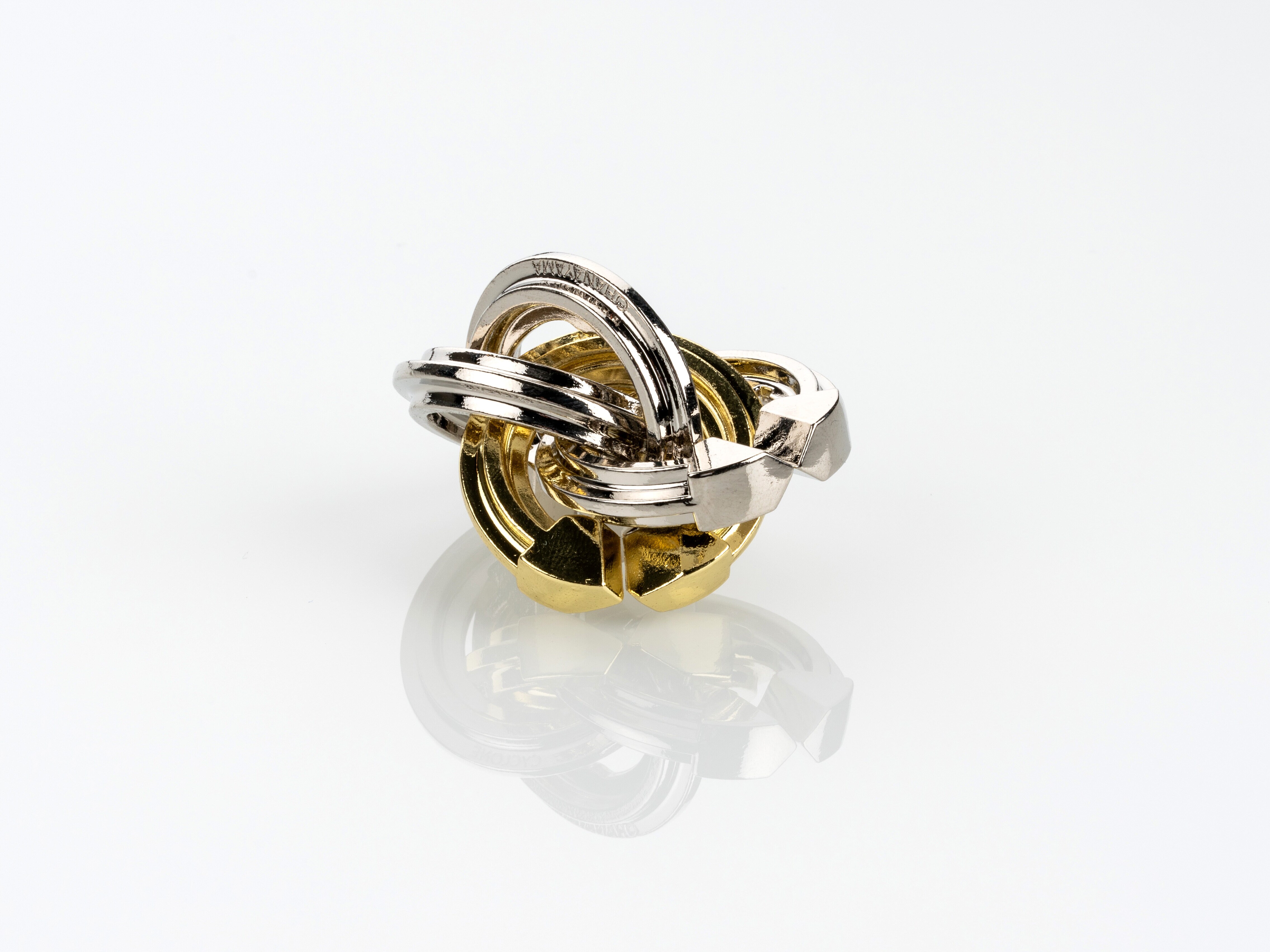 Huzzle Games Metallpussel Supersvår