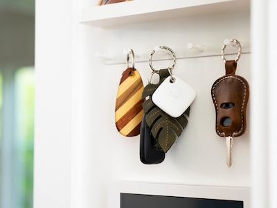 Tile bluetooth tracker