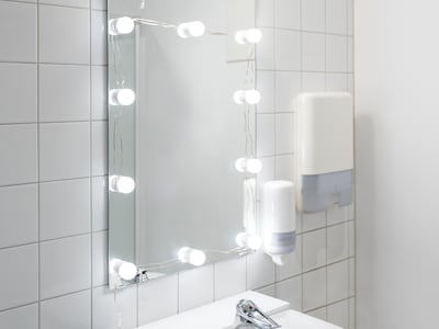 vanity mirror
