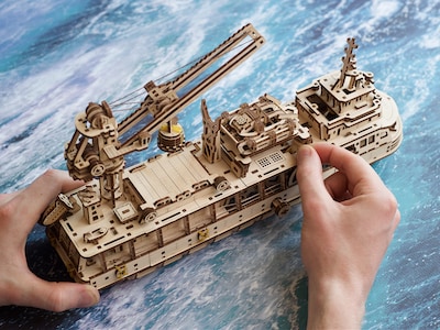 ugears research vessel