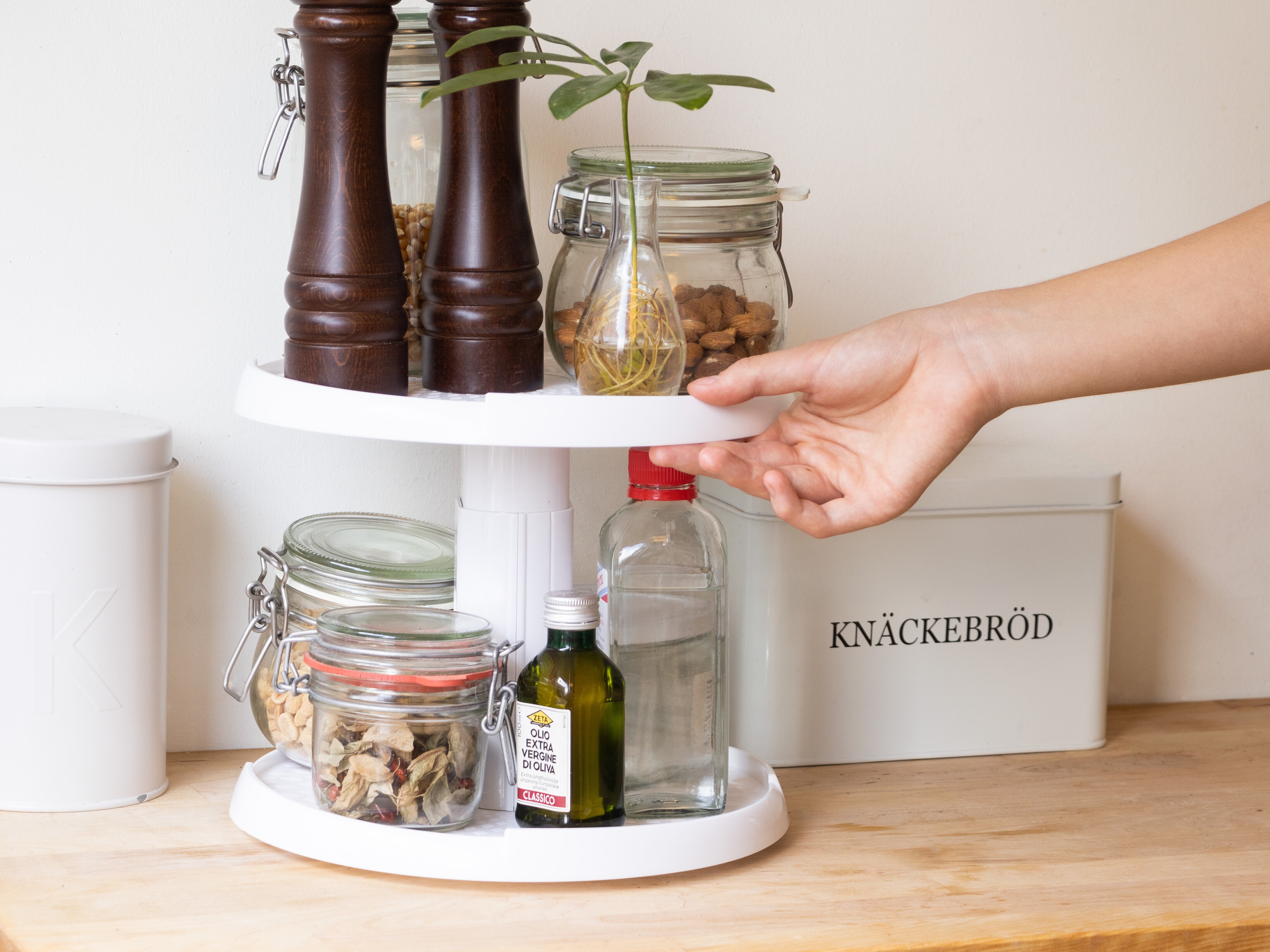 pyörivä maustehylly