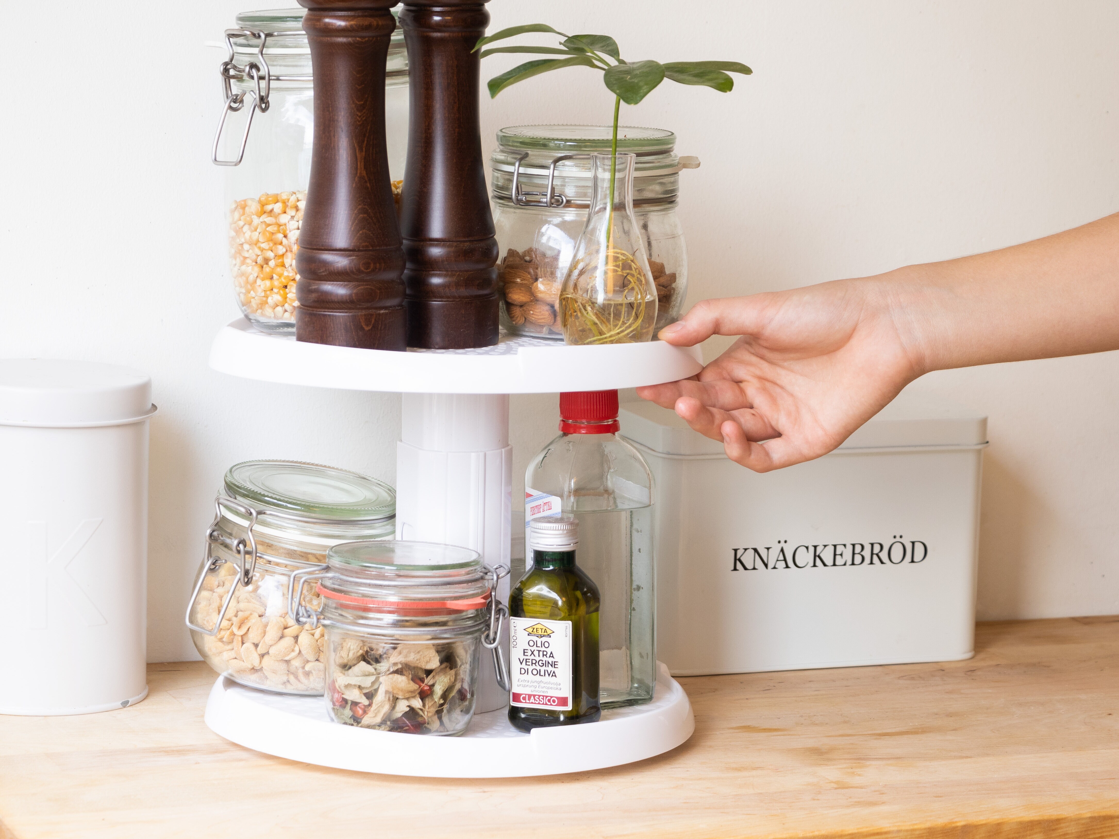 pyörivä maustehylly