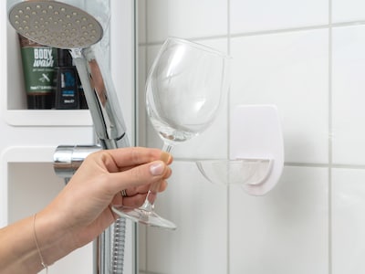 vinglasholder bruser