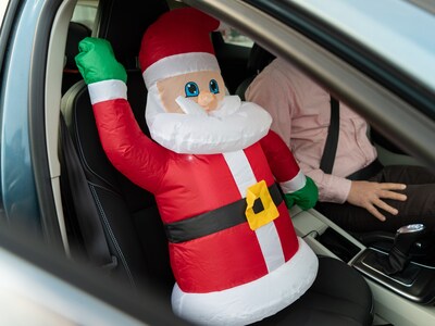Kaufe 🎁 Weihnachtsmann Fürs Auto ➡️ Online auf Coolstuff🪐