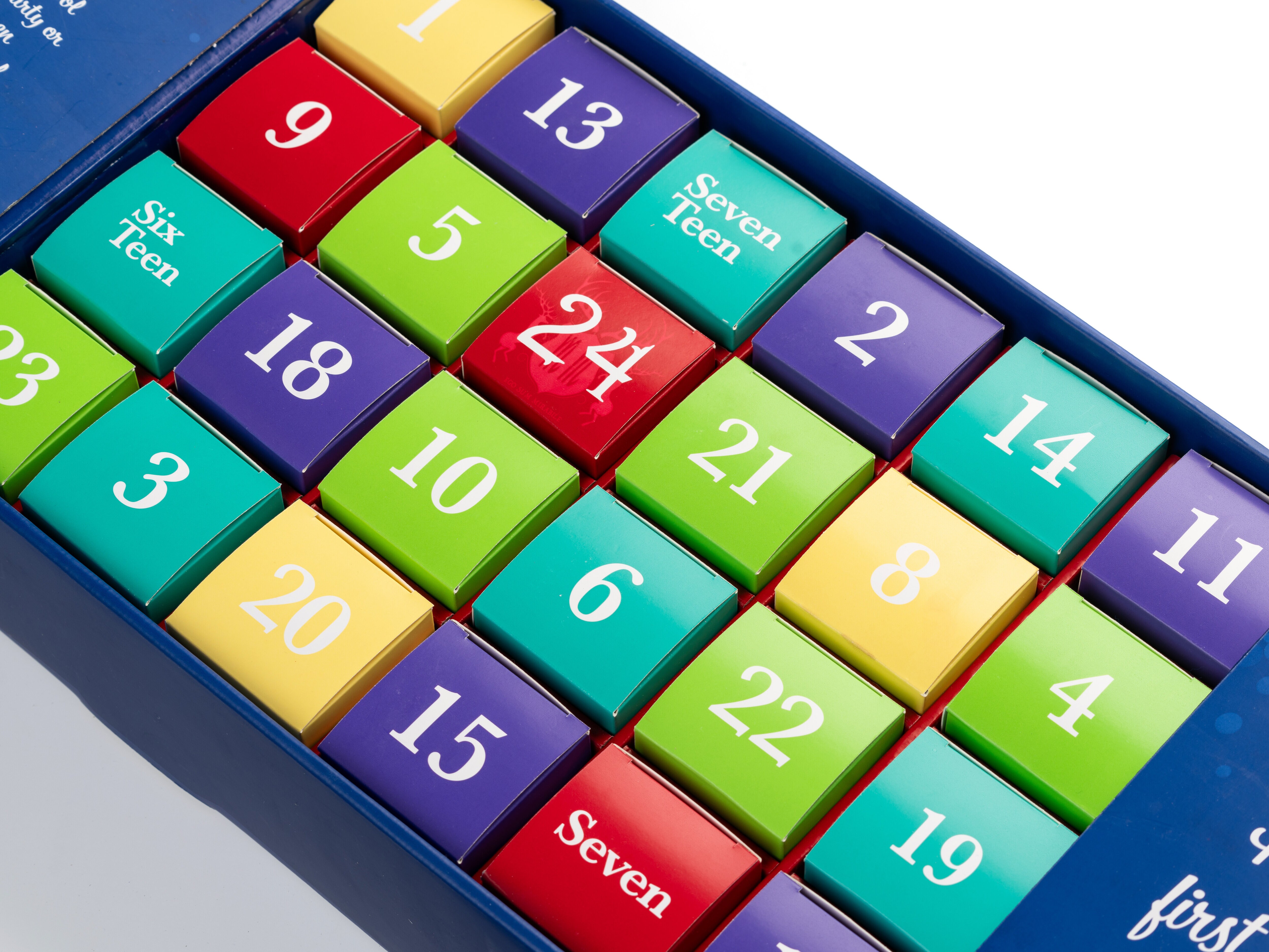 Värikäs Sukkakalenteri (40-45)