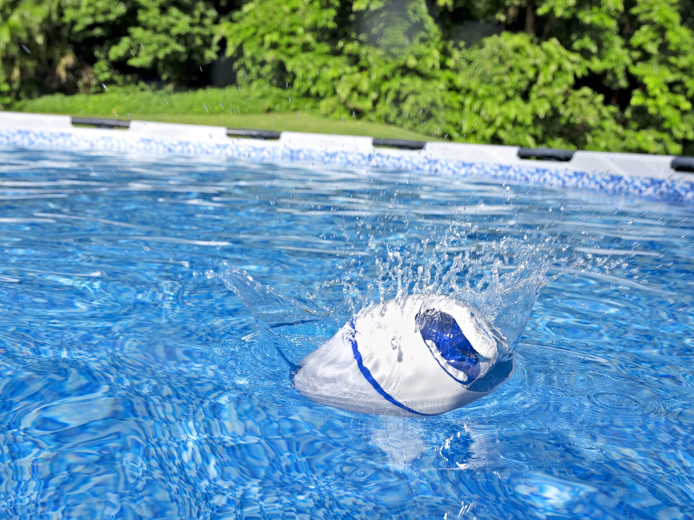 Schwimmend gelagerte Lautsprecher - Bestway MusicWave