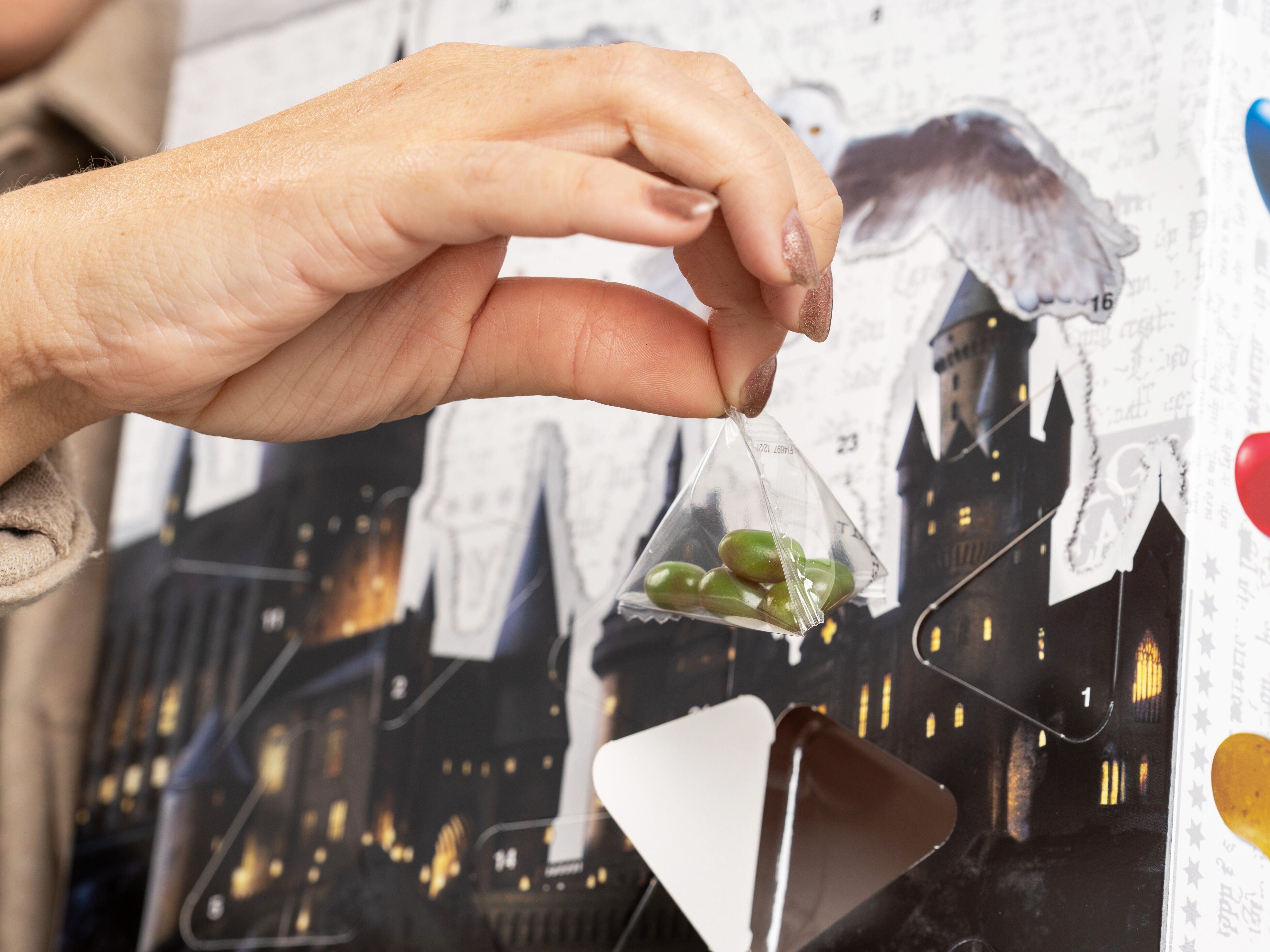 Kaufe 🎁 Jelly Belly Harry Potter Adventskalender ️ Online auf Coolstuff🪐