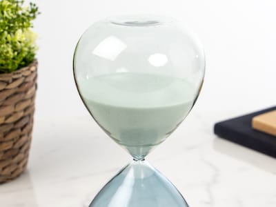 tiimalasi 60 minuuttia