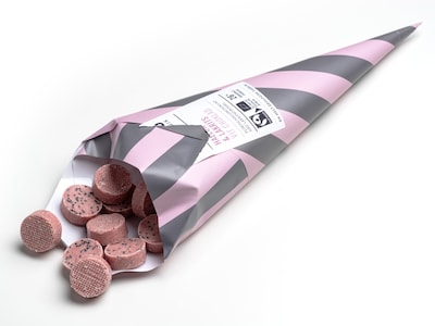 Chokladstrut med smak av Hallon & Lakrits  - Malmö Chokladfabrik