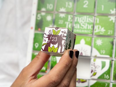 Tekalender Puzzle box - English Tea Shop