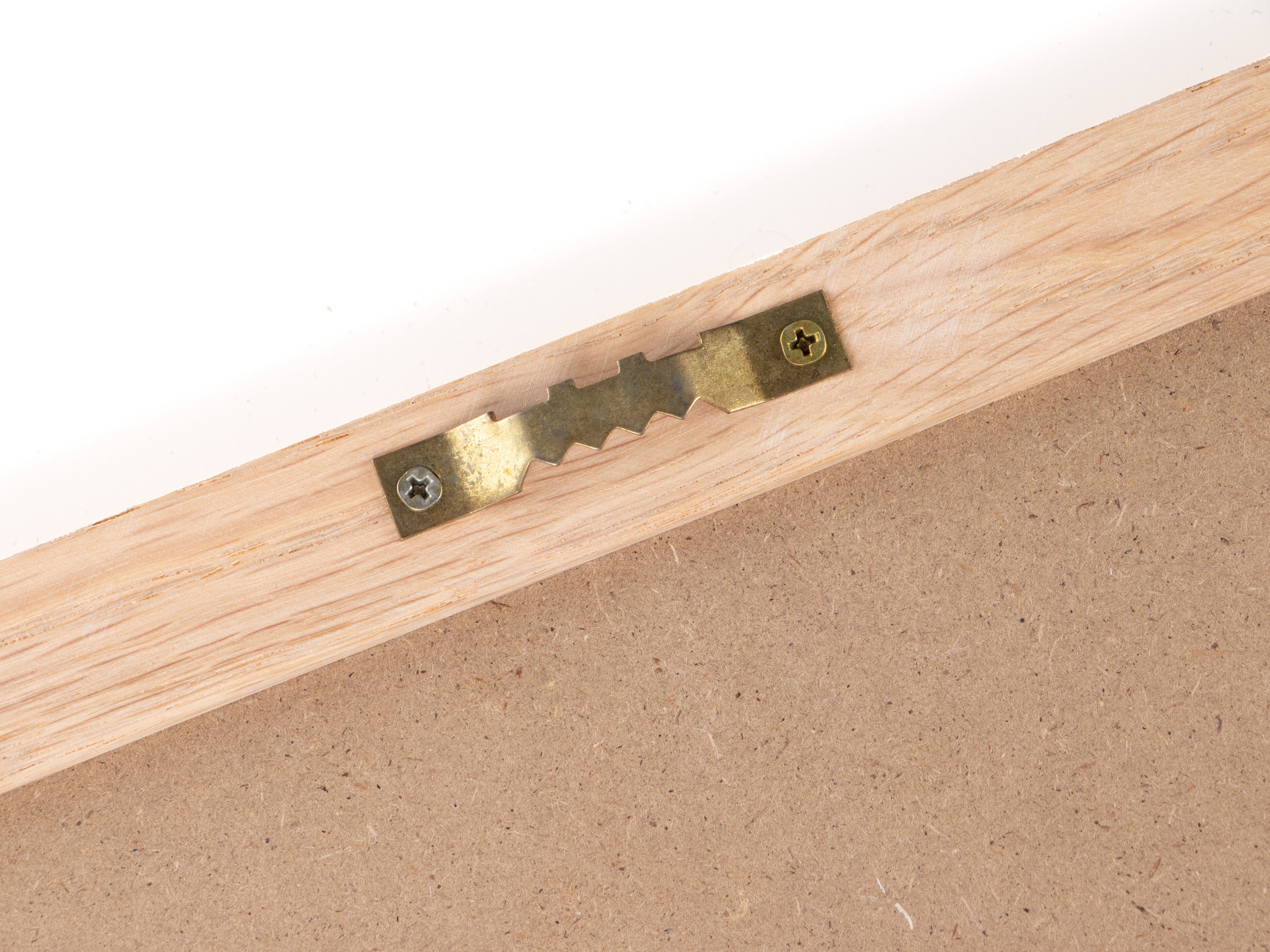 Bokstavtavle med treramme