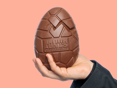 Tony's Chocolonely melkesjokolade-påskeegg