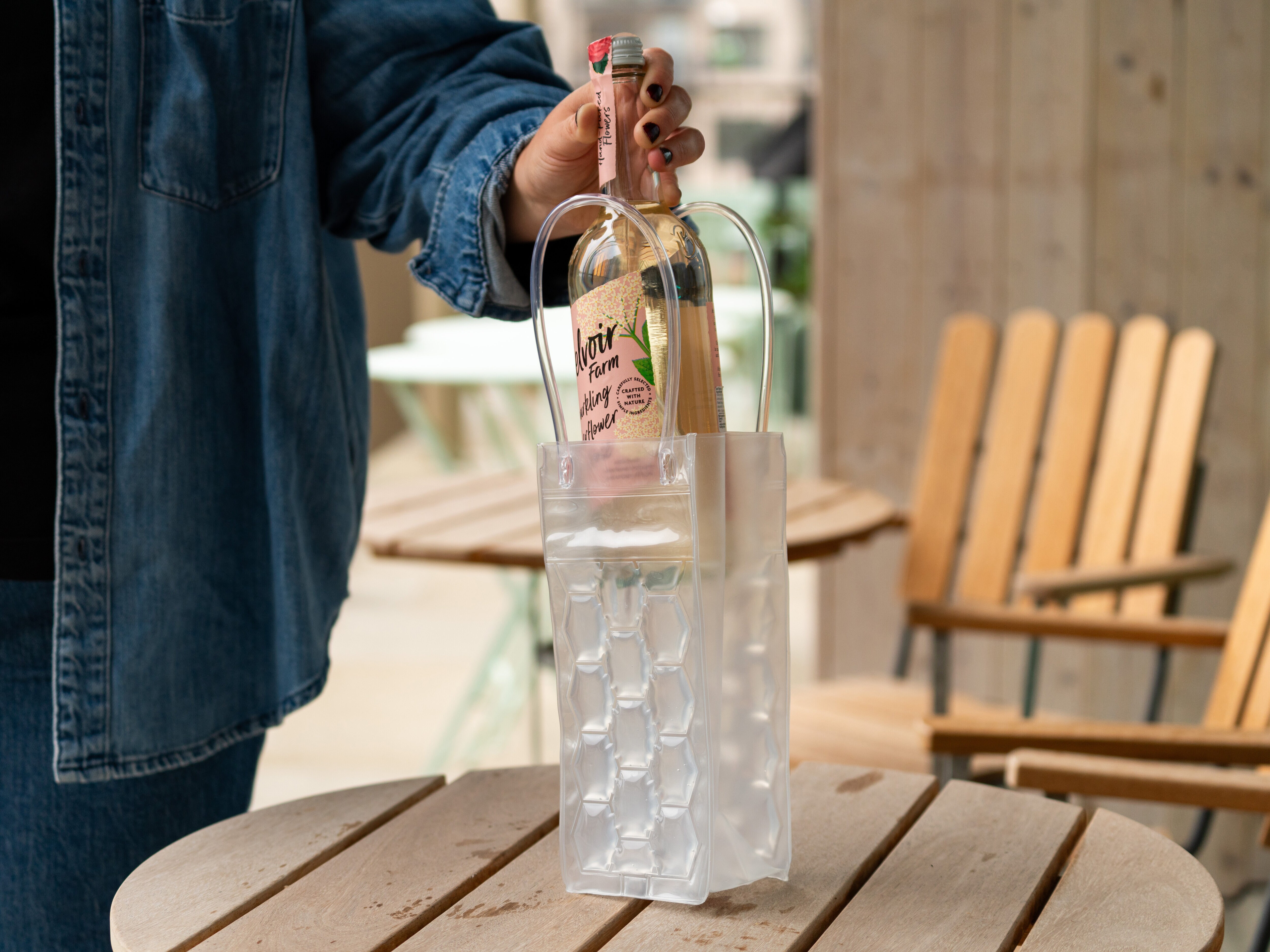 Pullojäähdytin Kahvoilla