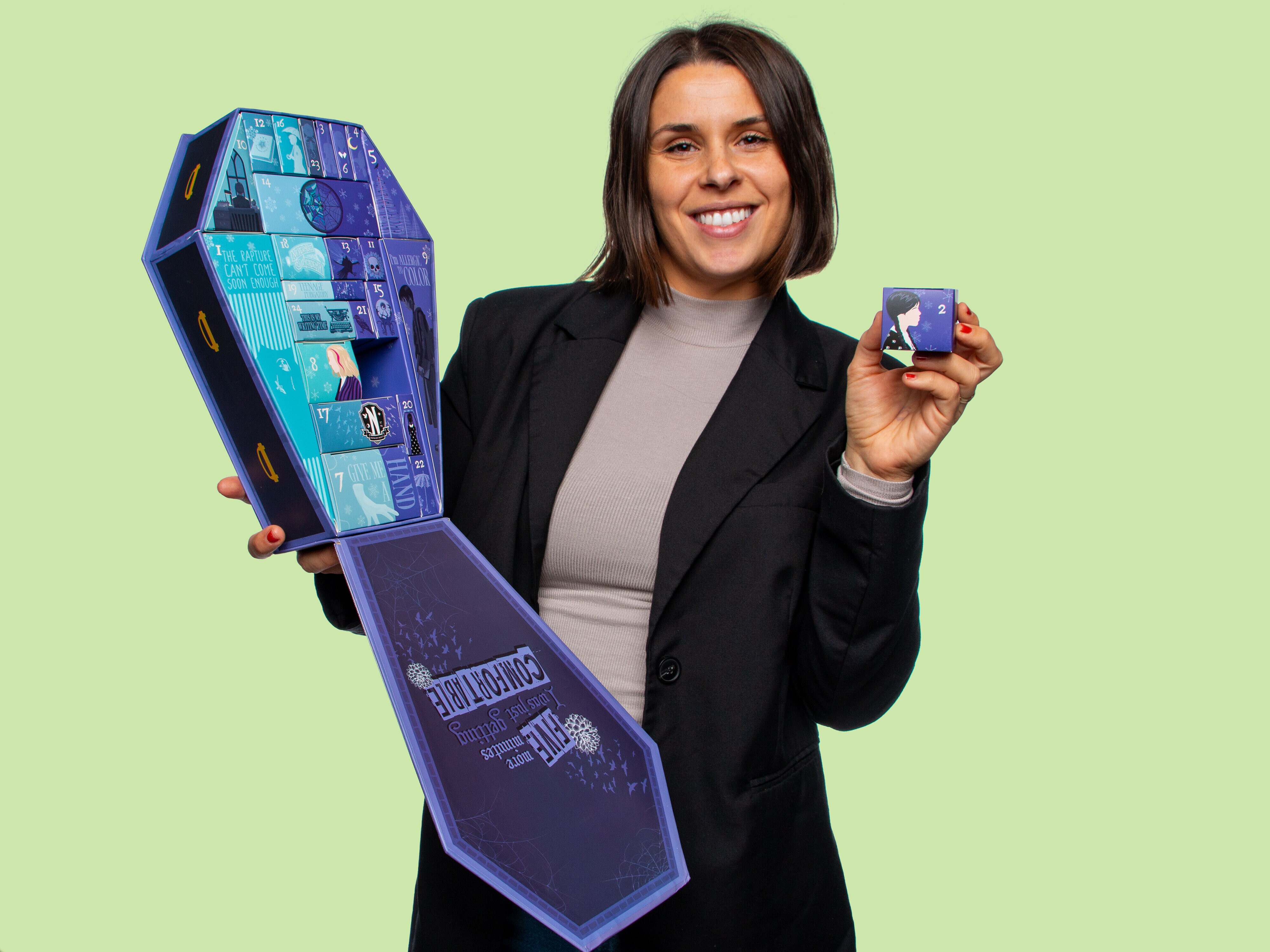 Wednesday Deluxe Joulukalenteri