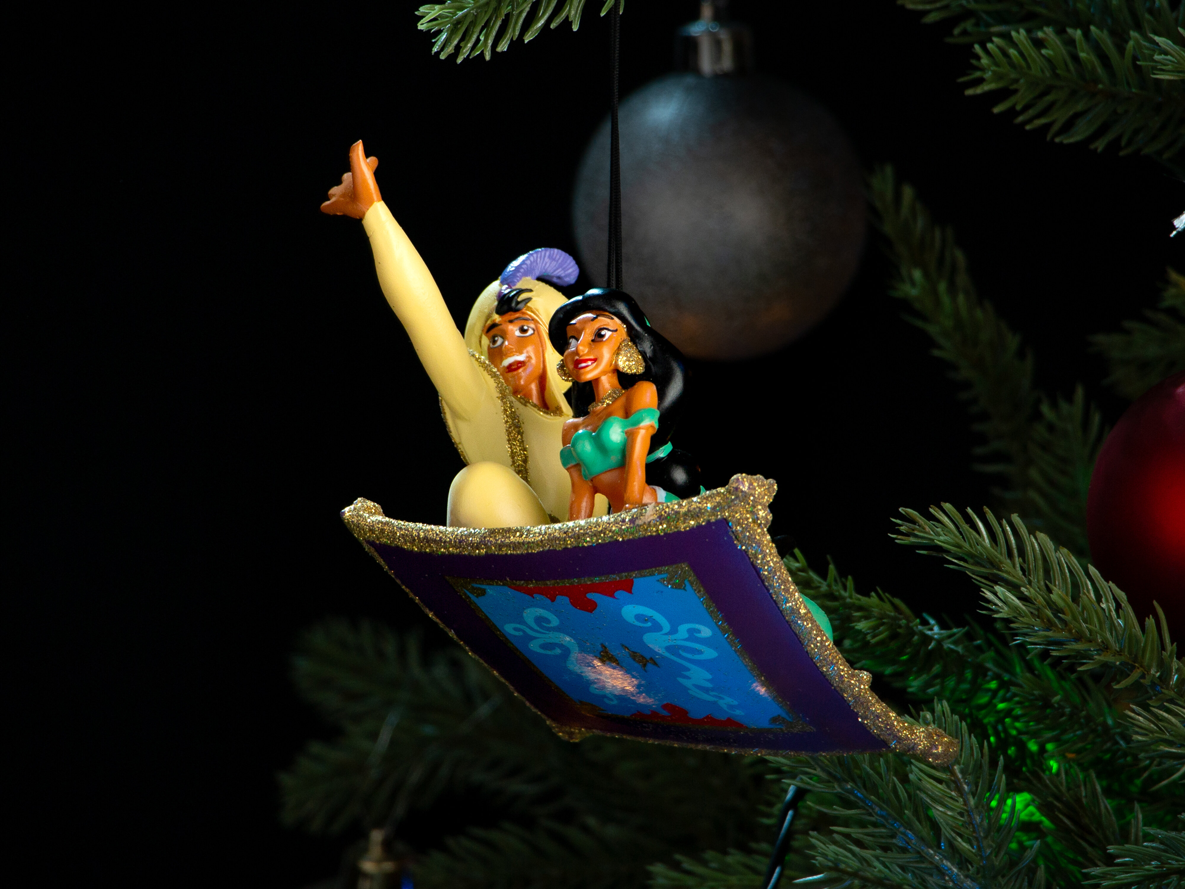 Joulukuusenkoriste Aladdin ja Jasmine
