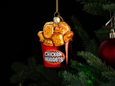 Juletræspynt Chicken Nuggets