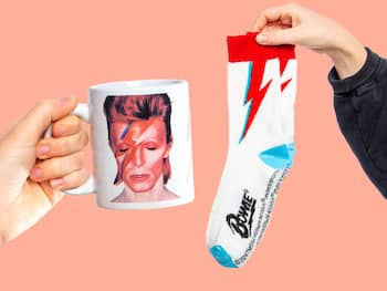 David Bowie Mugg & Strumpor Presentset
