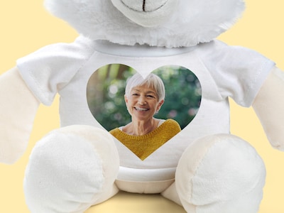 Persönliches Kuscheltier mit Fotoherz