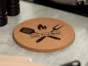 Personligt Grytunderlägg med Namn - Grill