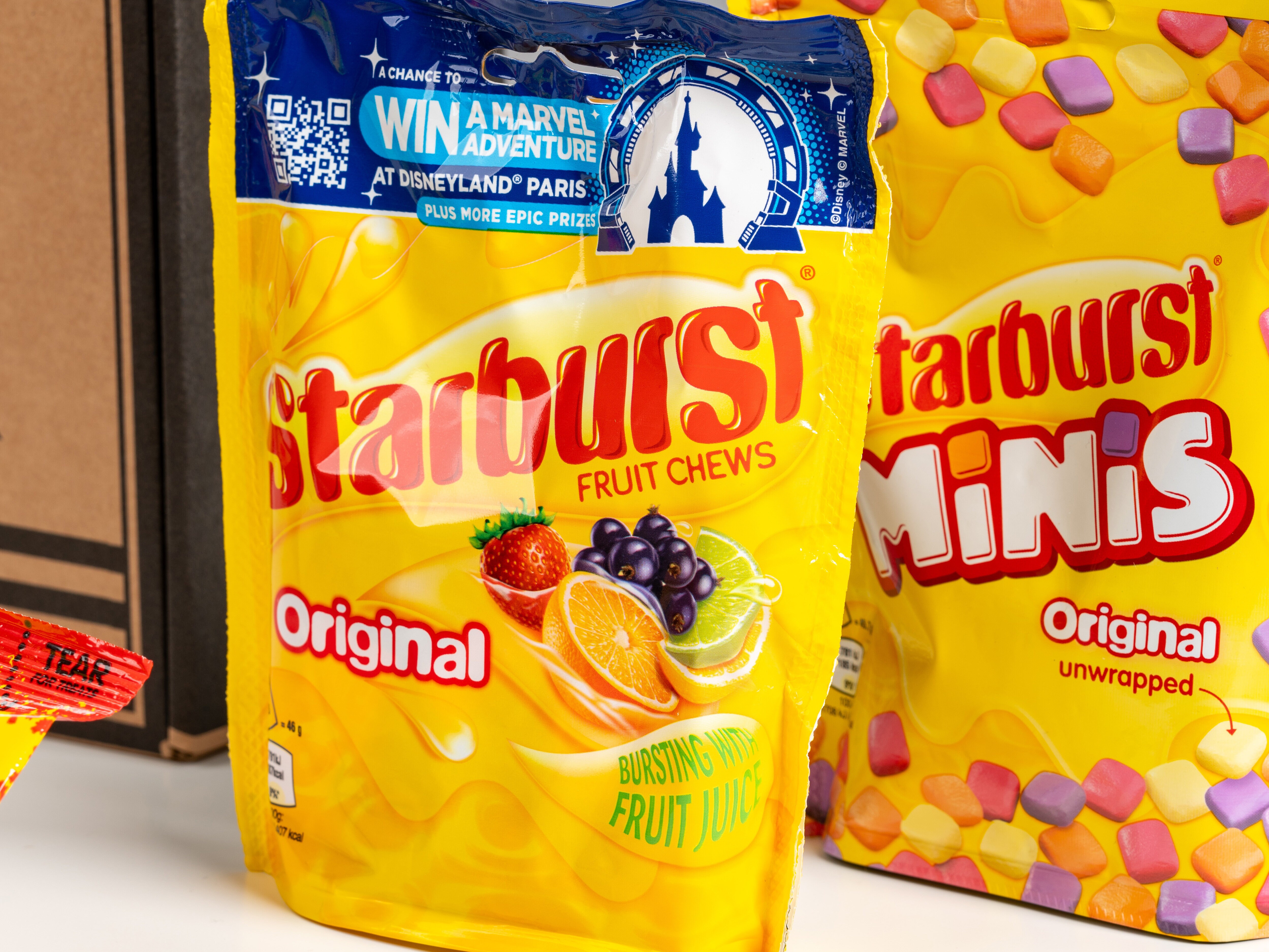 Gaveeske med amerikansk godteri