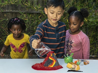 National Geographic Mega Earth Science Kit