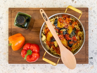 Henkilökohtainen Puukauha Tekstillä