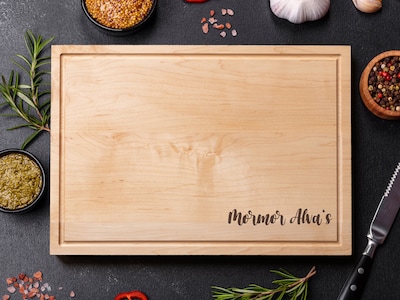 Henkilökohtainen Leikkuulauta Tekstillä