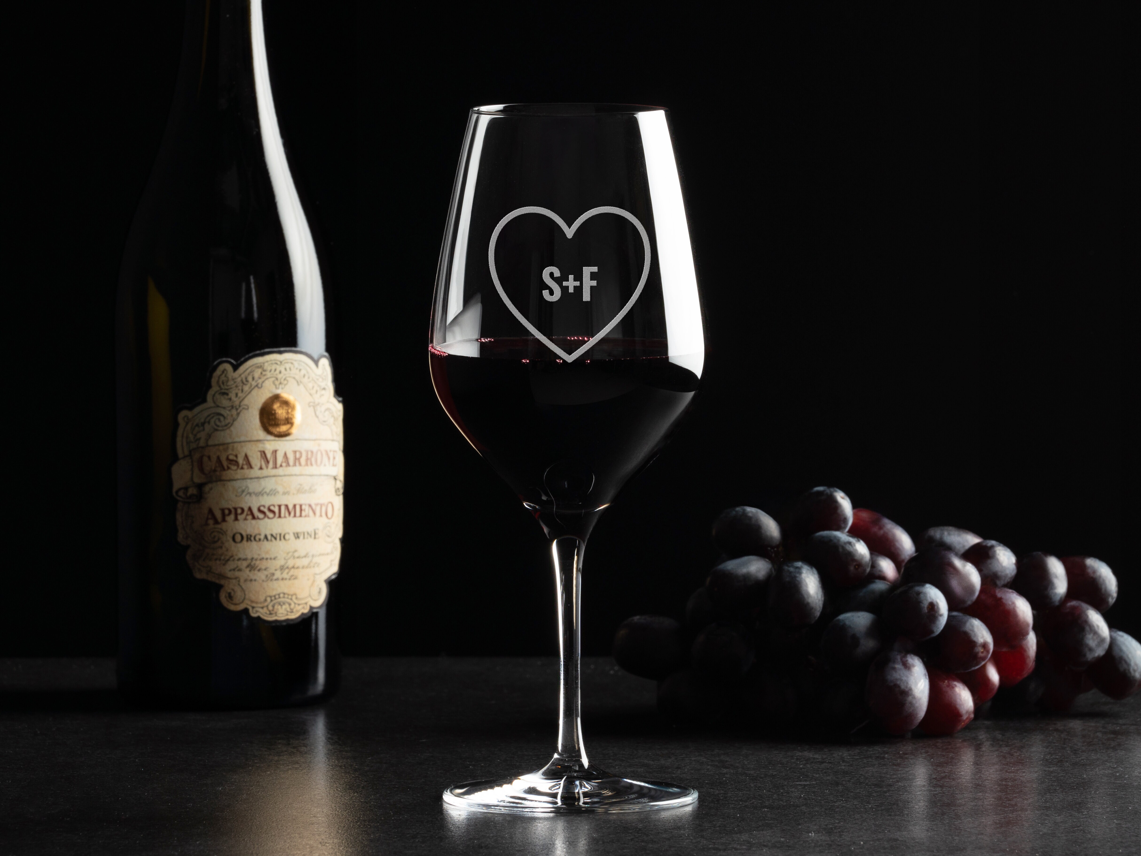 Personlig Spiegelau rødvinsglass med gravering - Hjerte