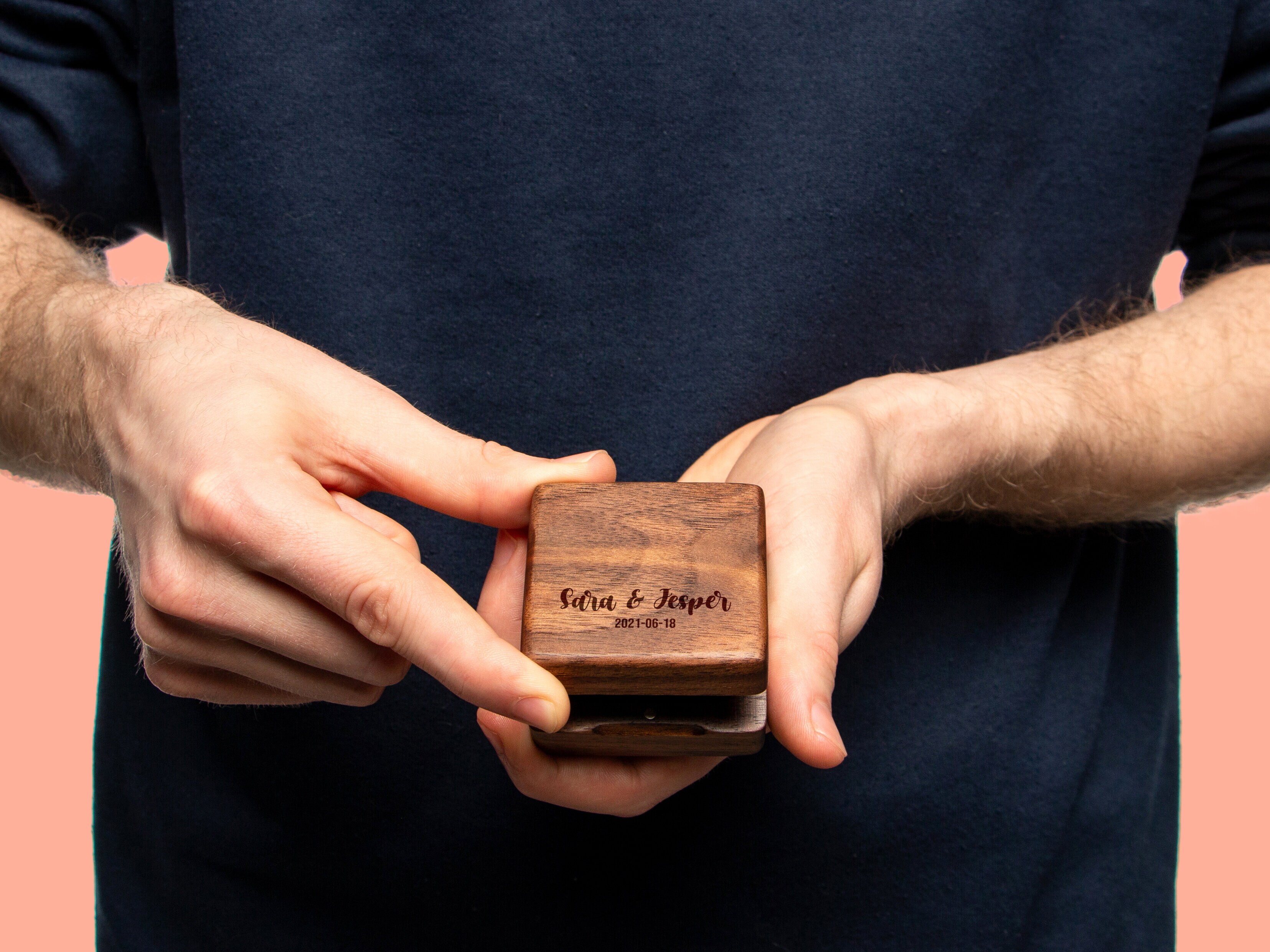 Smykkeskrin i tre med gravering - egen tekst