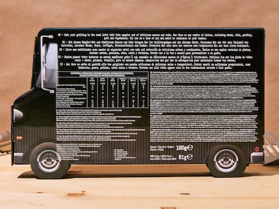 Gaveæske Grill Truck med Grillkrydderier & Stærke Saucer - Thoughtfully