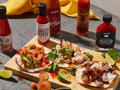 Presentlåda med Starka Såser: Hot Sauce Challenge - Thoughtfully