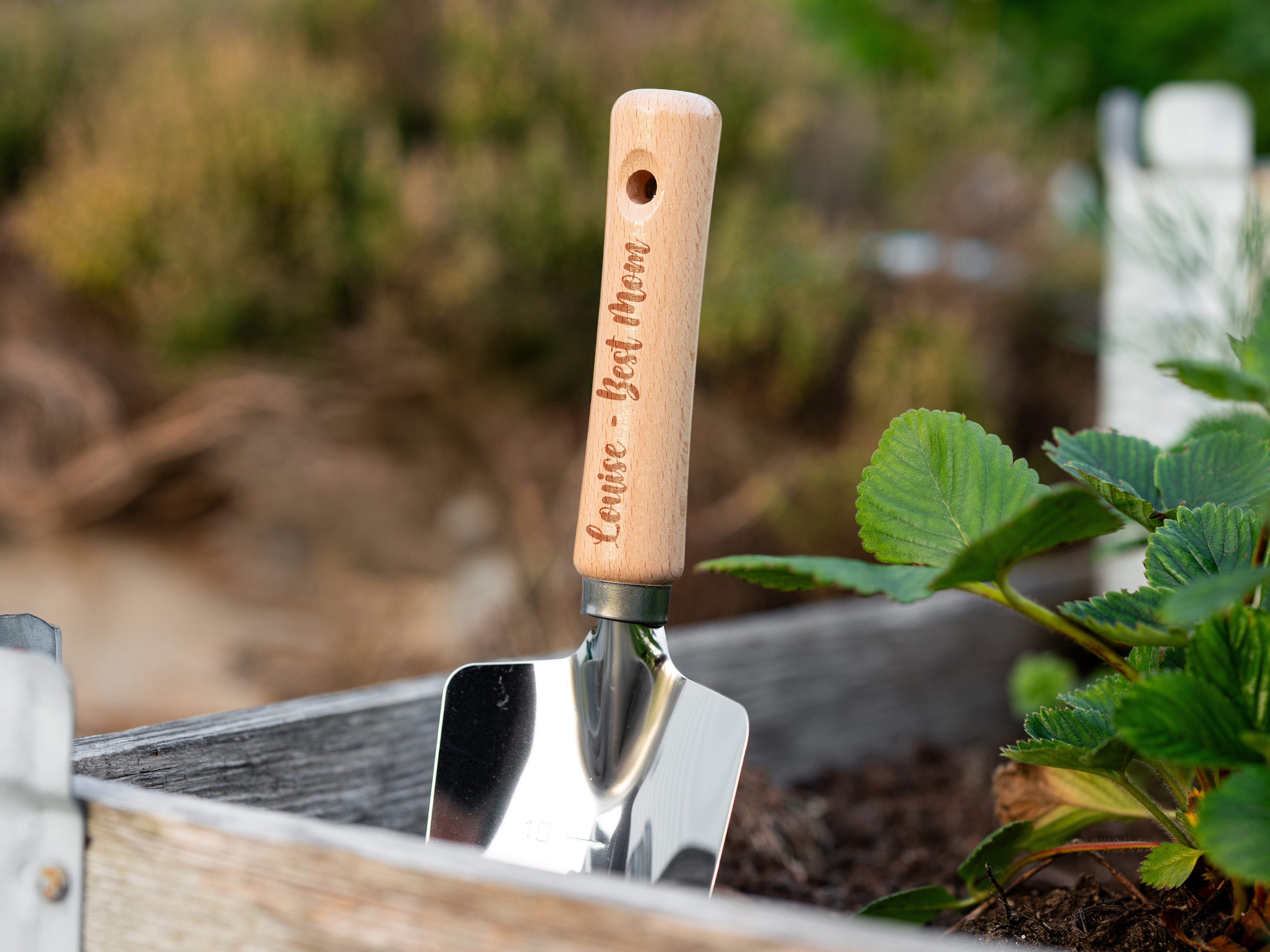 Pflanzschaufel mit Gravur