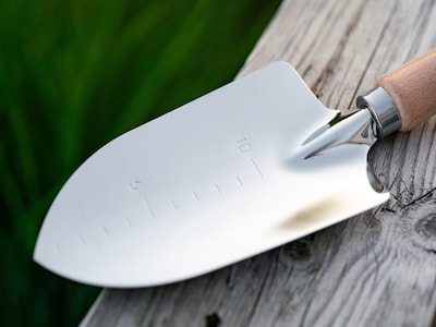 Pflanzschaufel mit Gravur