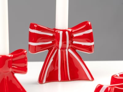 Schleifen-Kerzenhalter