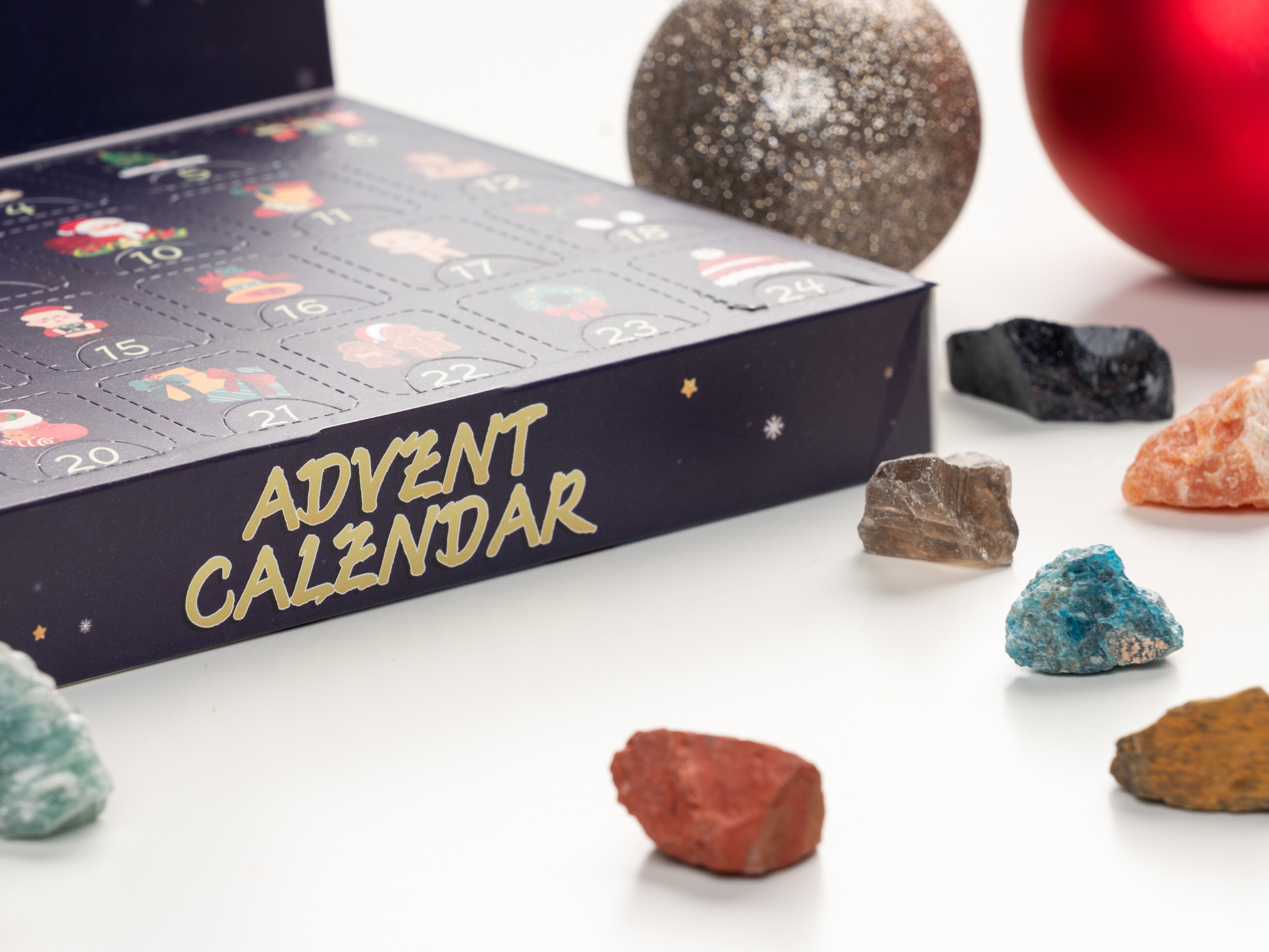 Adventskalender med Råa Kristaller