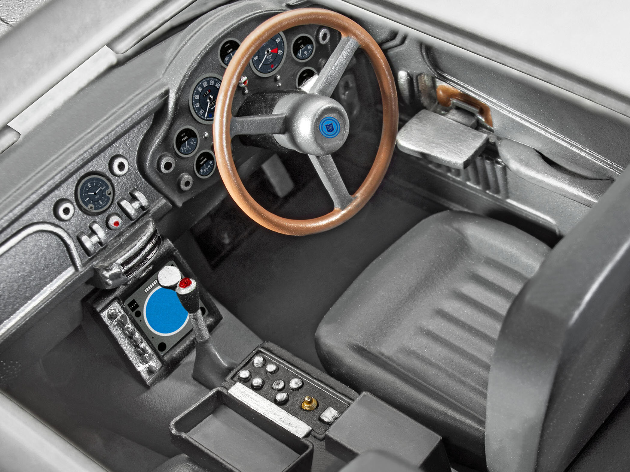 James Bond Aston Martin DB5 Adventskalender